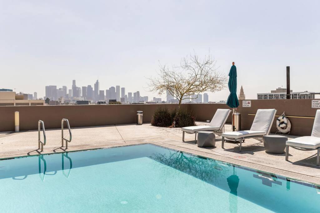 Luxury High Rise Amazlng Views & Secured Parking * Los Ángeles